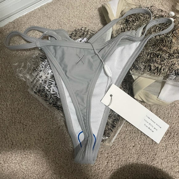 Boutine LA bathing suits - Picture 5 of 6